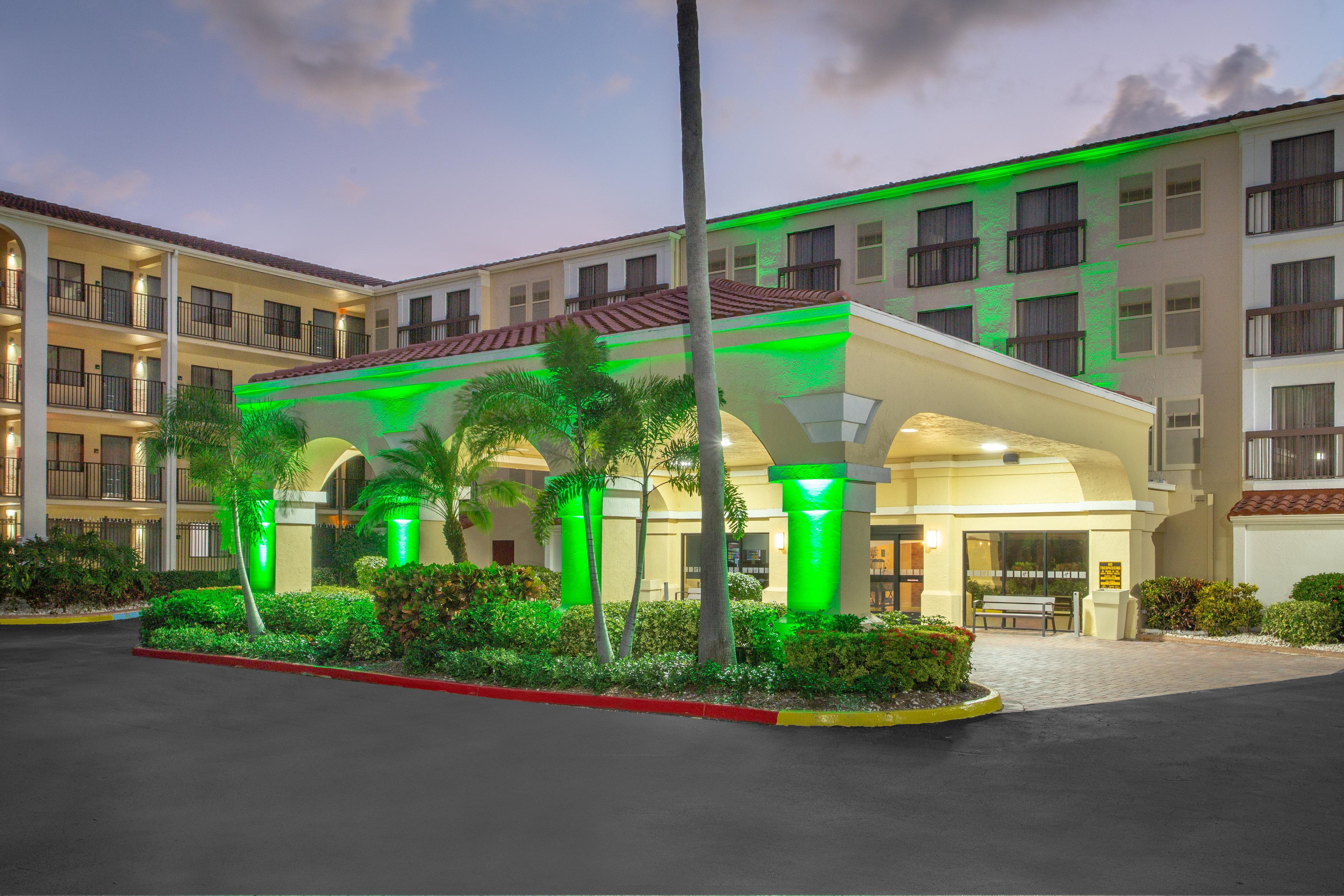 Holiday Inn & Suites Boca Raton - North Dış mekan fotoğraf